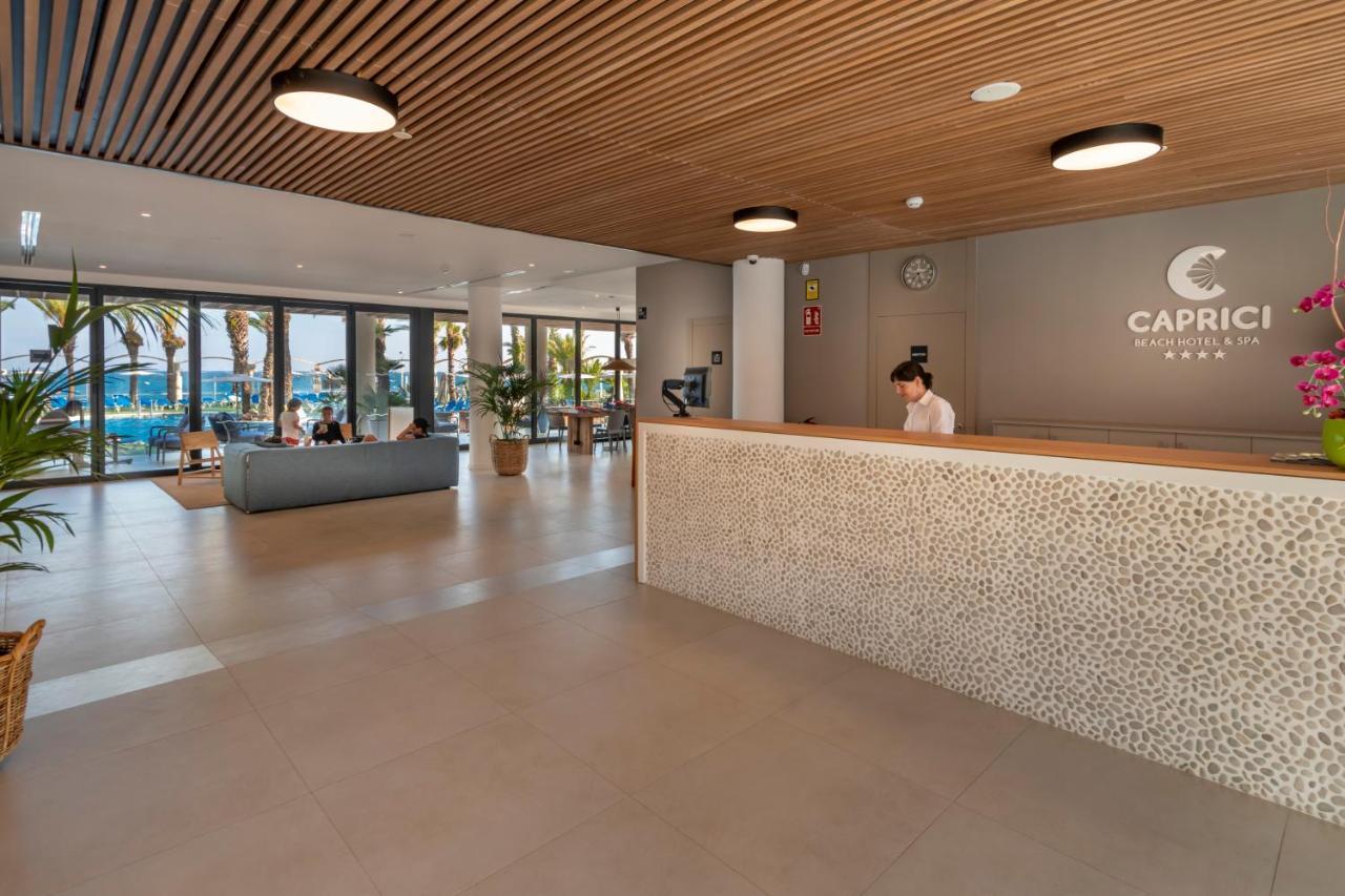 Caprici Beach Hotel & Spa 산타수산나 외부 사진